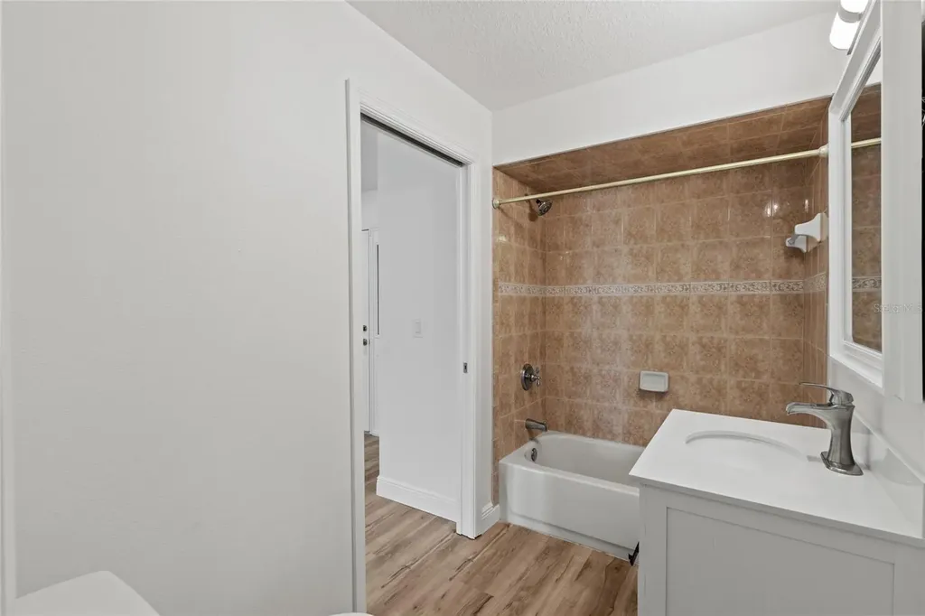 810 Ridge Avenue Wildwood FL 34785