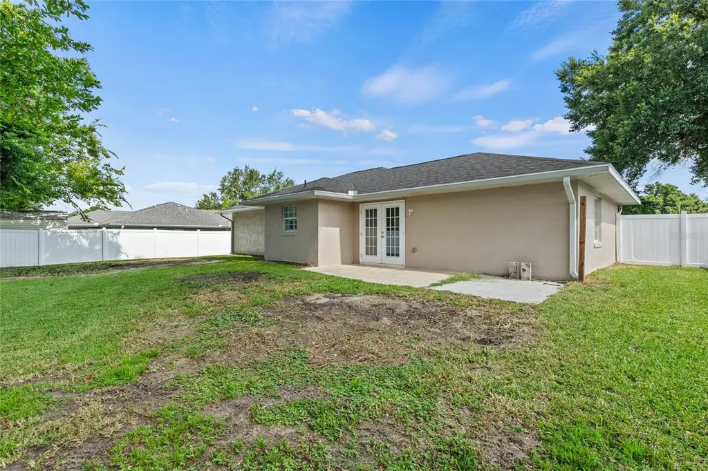 810 Ridge Avenue Wildwood FL 34785