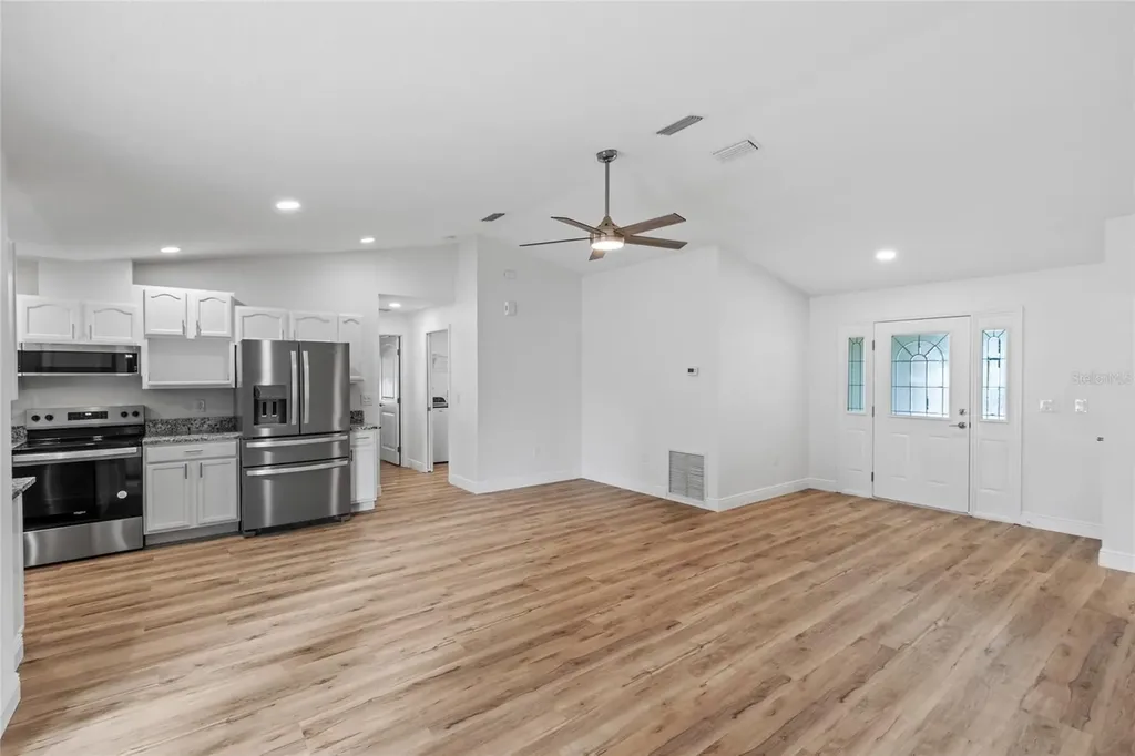 810 Ridge Avenue Wildwood FL 34785