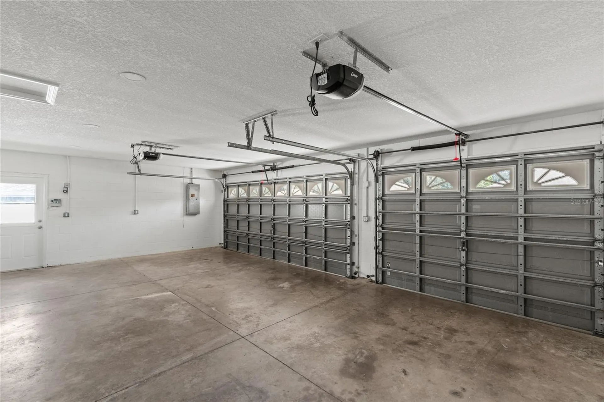 810 Ridge Avenue Wildwood FL 34785