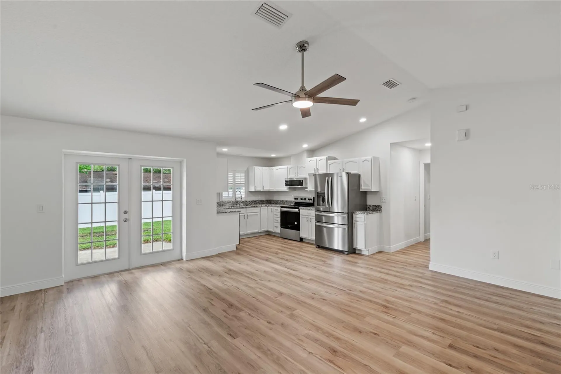 810 Ridge Avenue Wildwood FL 34785