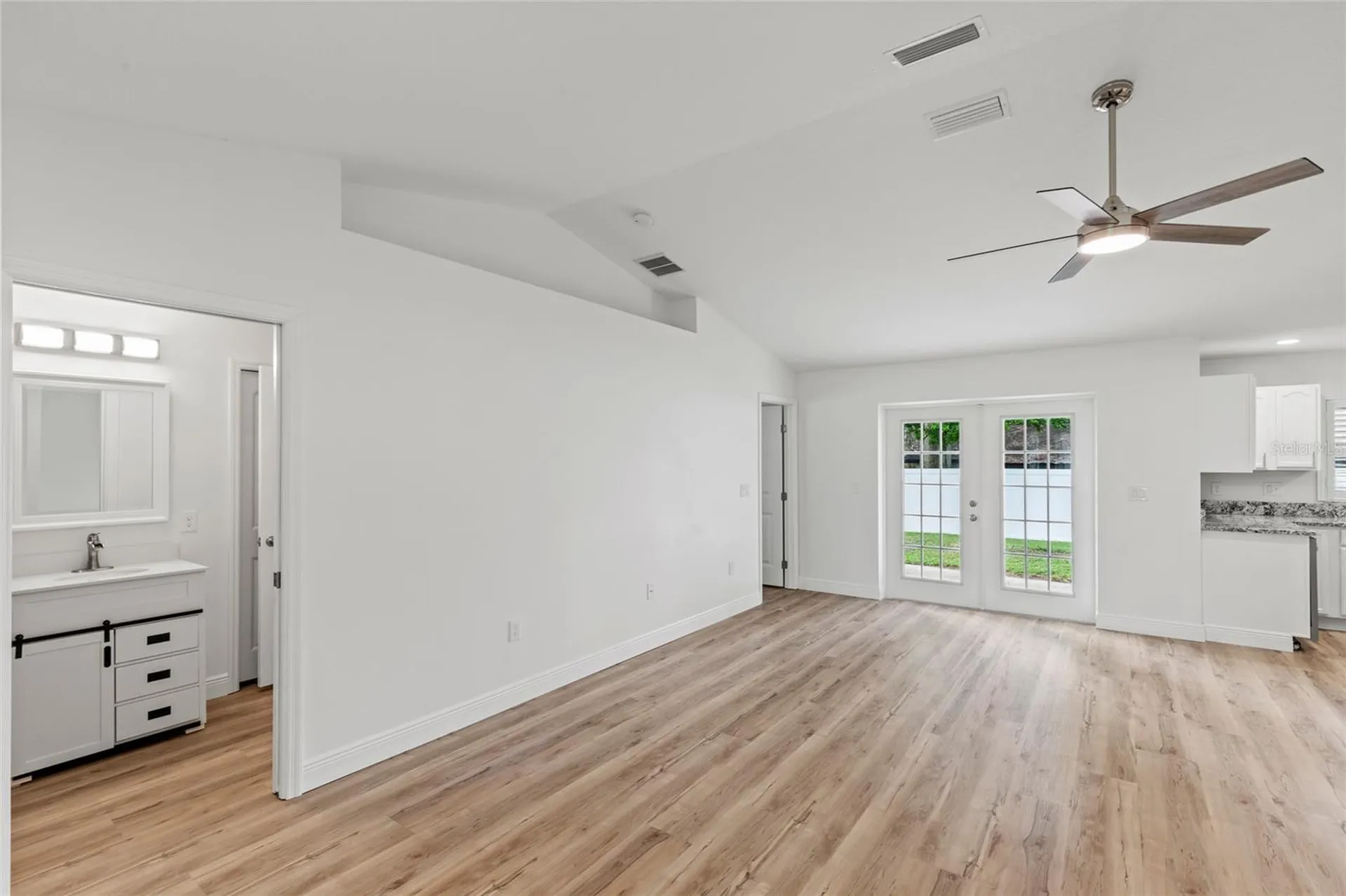 810 Ridge Avenue Wildwood FL 34785