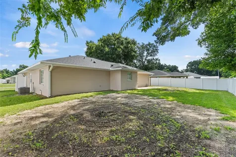 810 Ridge Avenue Wildwood FL 34785