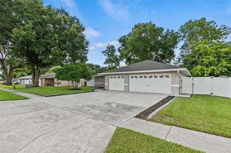 810 Ridge Avenue Wildwood FL 34785