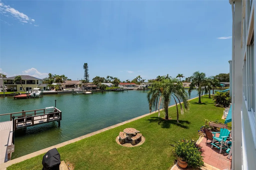 1893 Shore Drive S South Pasadena FL 33707