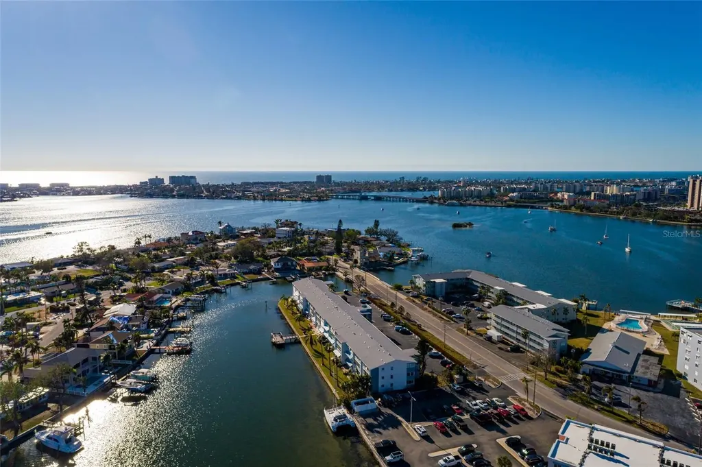 1893 Shore Drive S South Pasadena FL 33707
