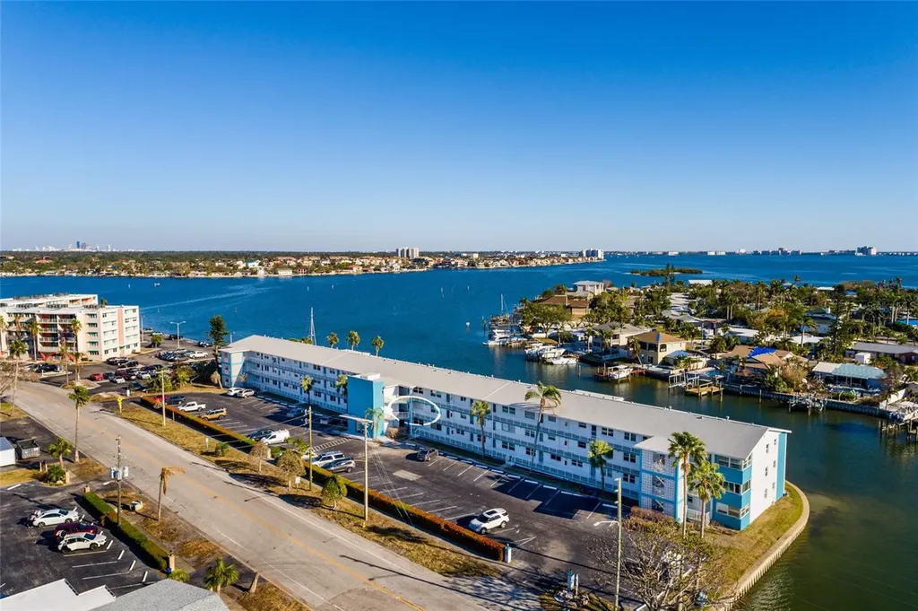 1893 Shore Drive S South Pasadena FL 33707