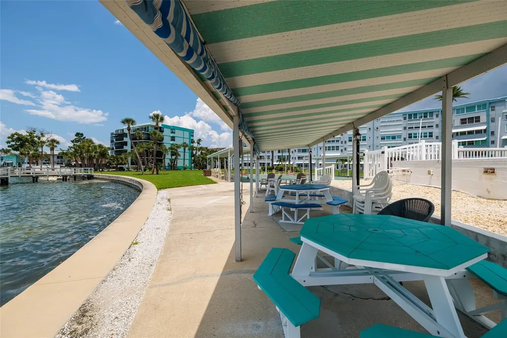 1893 Shore Drive S South Pasadena FL 33707