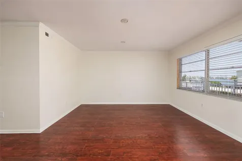 1893 Shore Drive S South Pasadena FL 33707