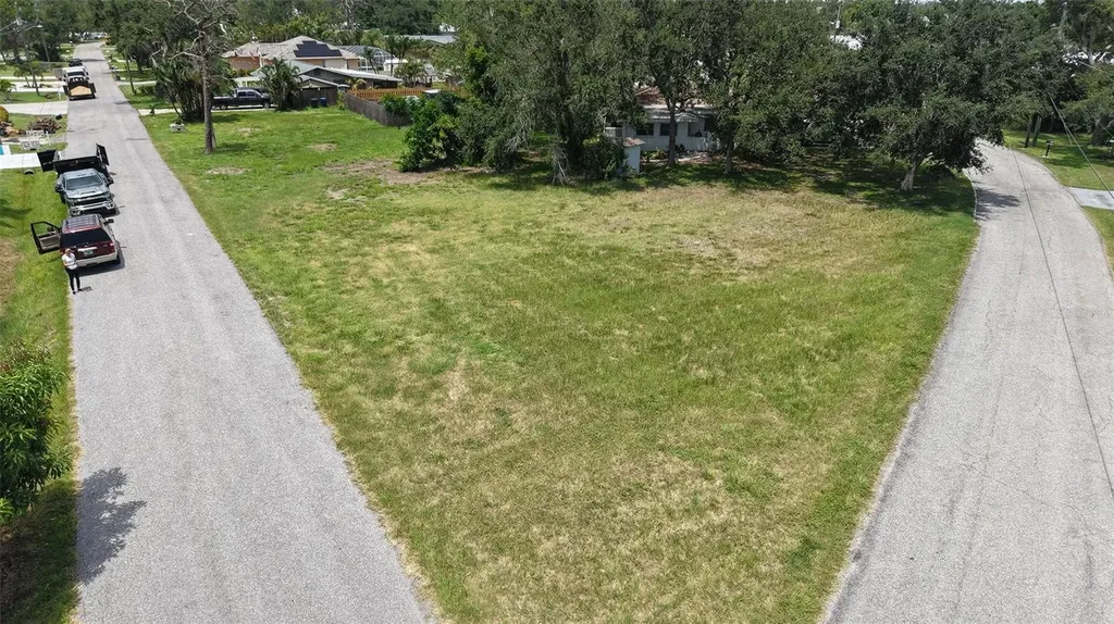 513 Pine Road Nokomis FL 34275
