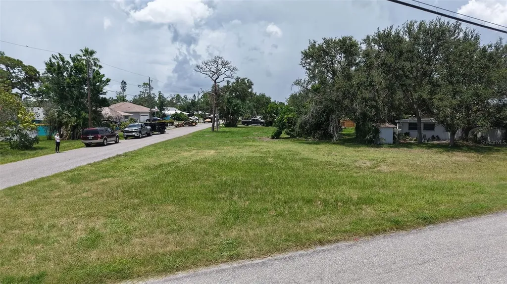 513 Pine Road Nokomis FL 34275