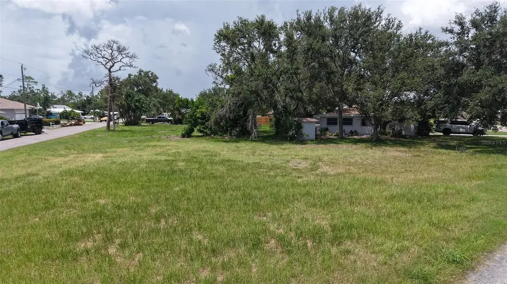 513 Pine Road Nokomis FL 34275