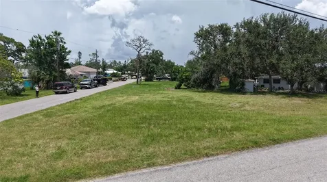 513 Pine Road Nokomis FL 34275