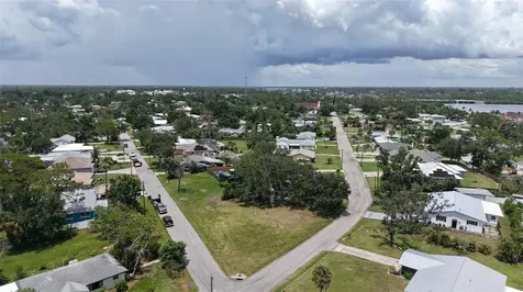 513 Pine Road Nokomis FL 34275