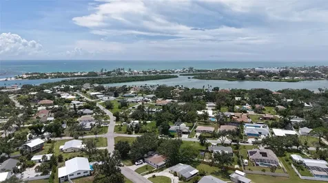 513 Pine Road Nokomis FL 34275