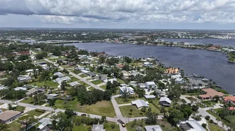 513 Pine Road Nokomis FL 34275