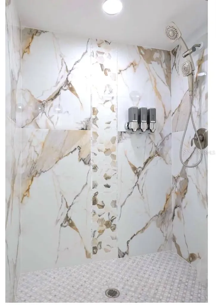 6372 Palma Del Mar Boulevard S St Petersburg FL 33715