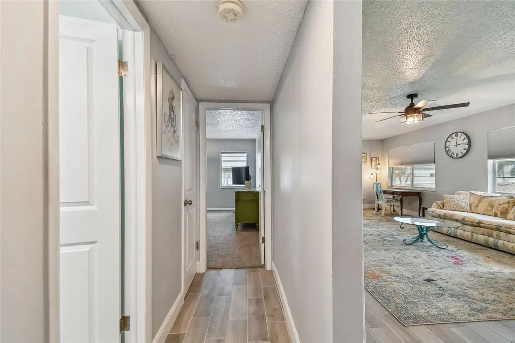 5286 81st Street N St Petersburg FL 33709