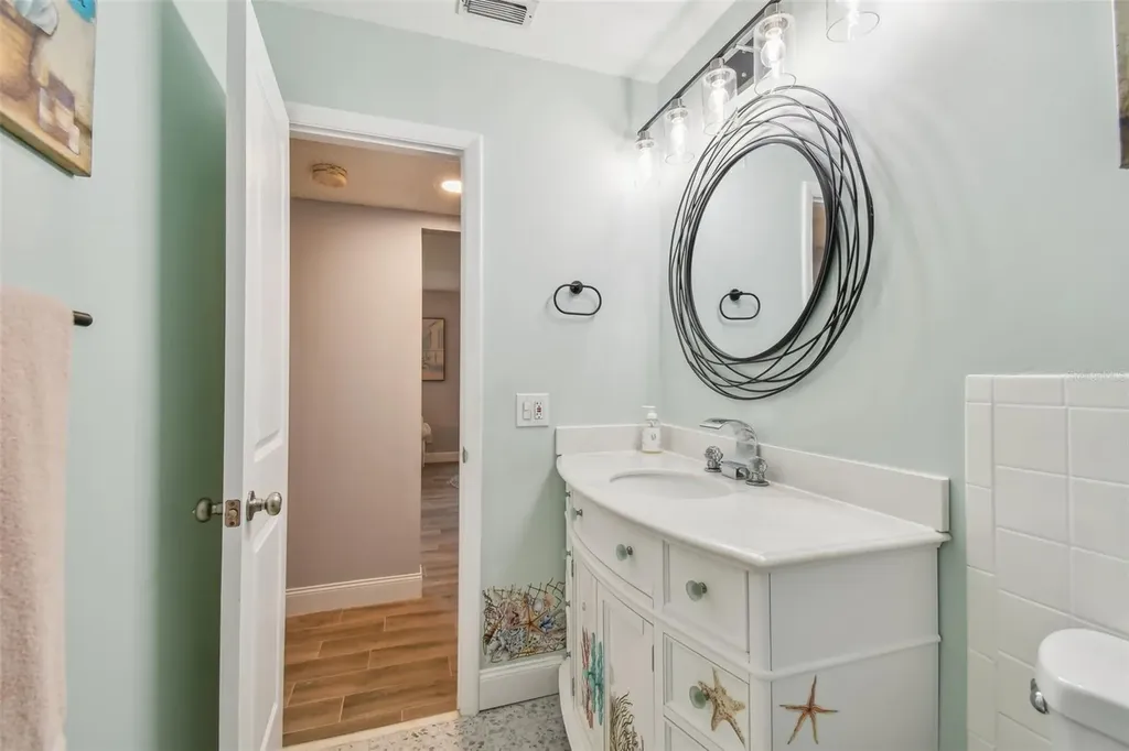 5286 81st Street N St Petersburg FL 33709