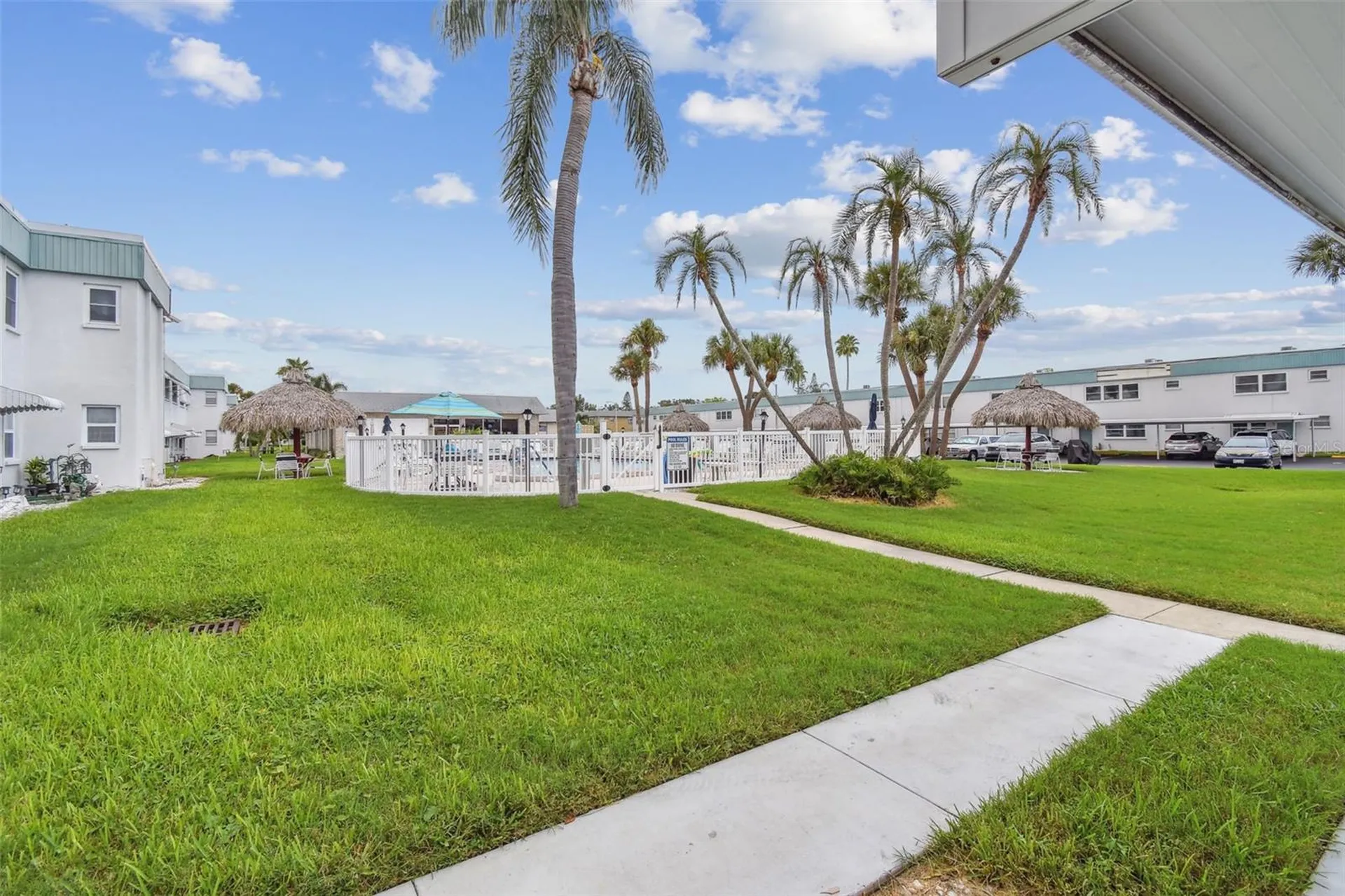 5286 81st Street N St Petersburg FL 33709