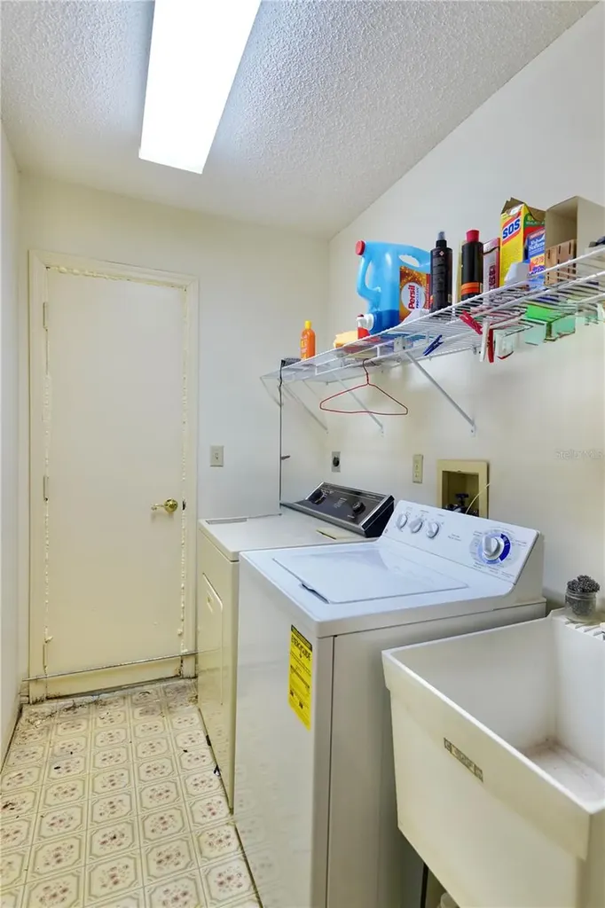 7624 Lake Forest Circle Port Richey FL 34668