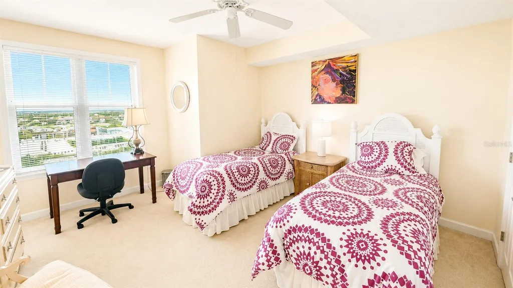 750 N Tamiami Trail Sarasota FL 34236