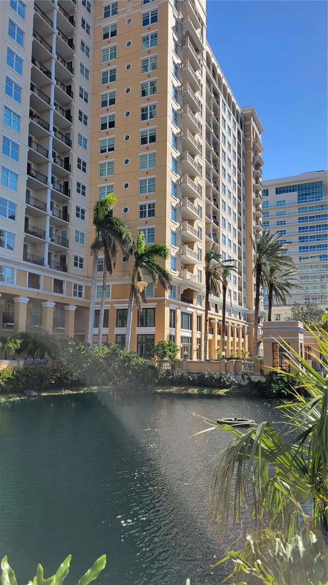 750 N Tamiami Trail Sarasota FL 34236