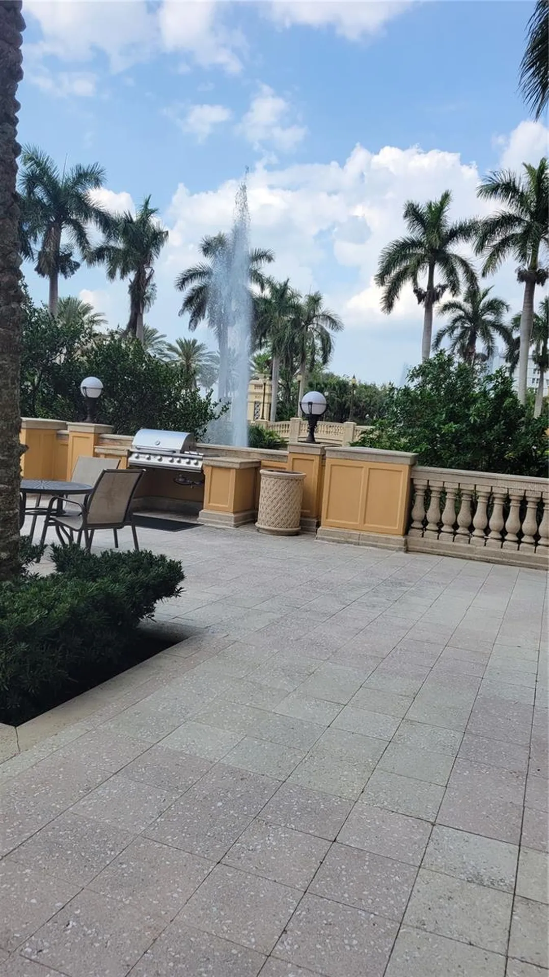 750 N Tamiami Trail Sarasota FL 34236
