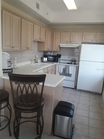 750 N Tamiami Trail Sarasota FL 34236
