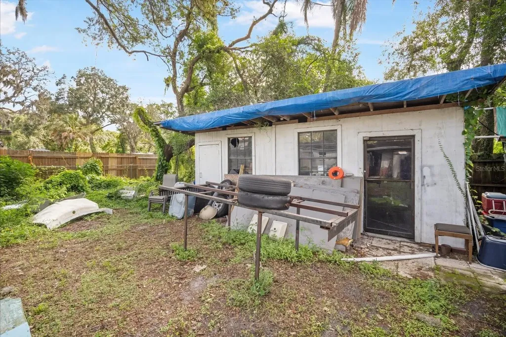 8101 N Dakota Avenue Tampa FL 33604