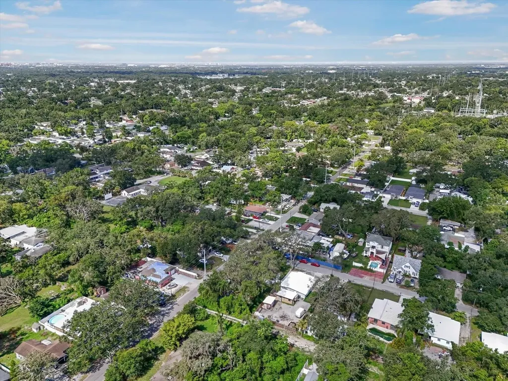 8101 N Dakota Avenue Tampa FL 33604