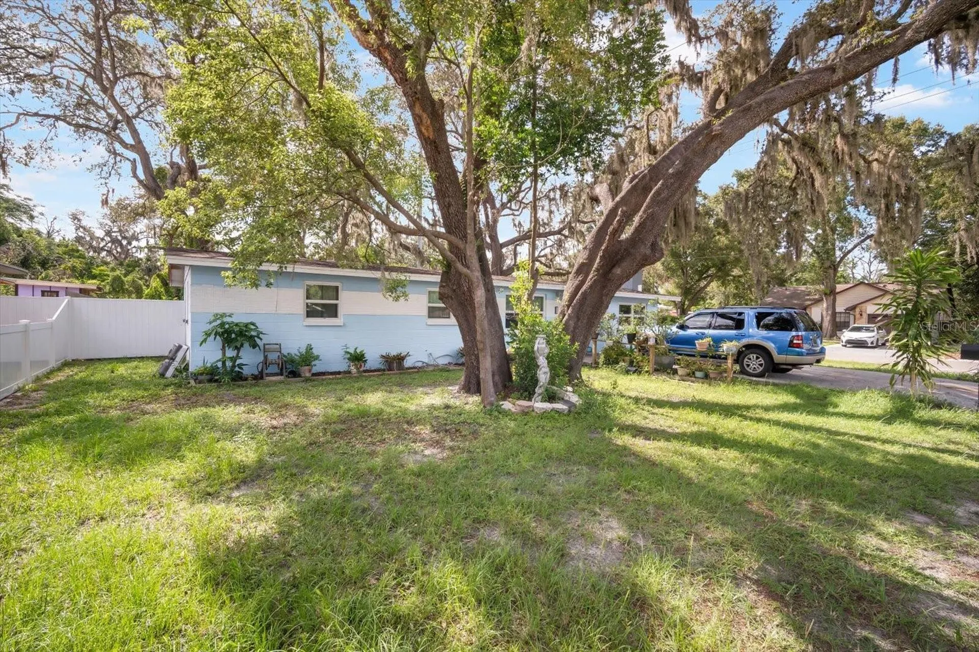 8101 N Dakota Avenue Tampa FL 33604