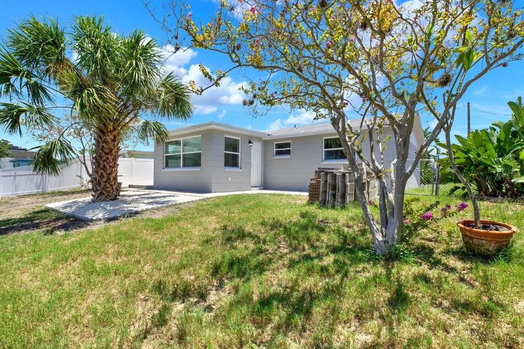 13739 Lavender Avenue Hudson FL 34667