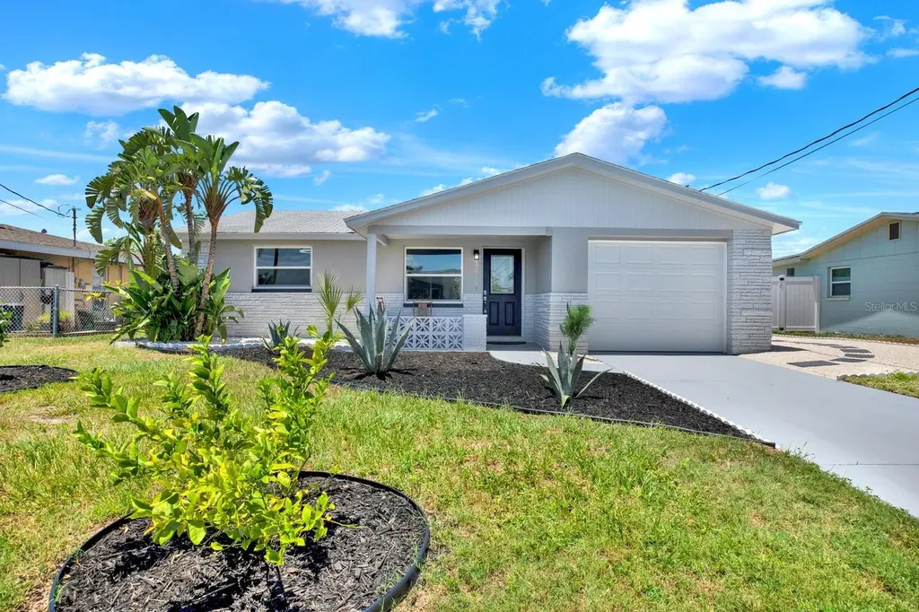 13739 Lavender Avenue Hudson FL 34667