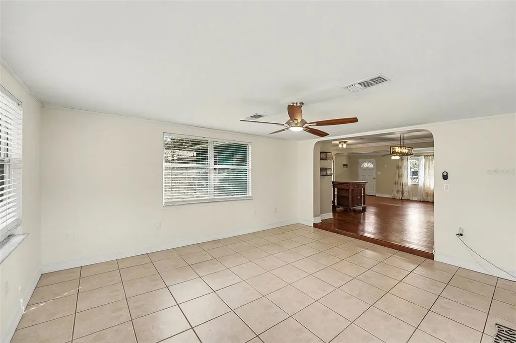 11115 101st Avenue Seminole FL 33772