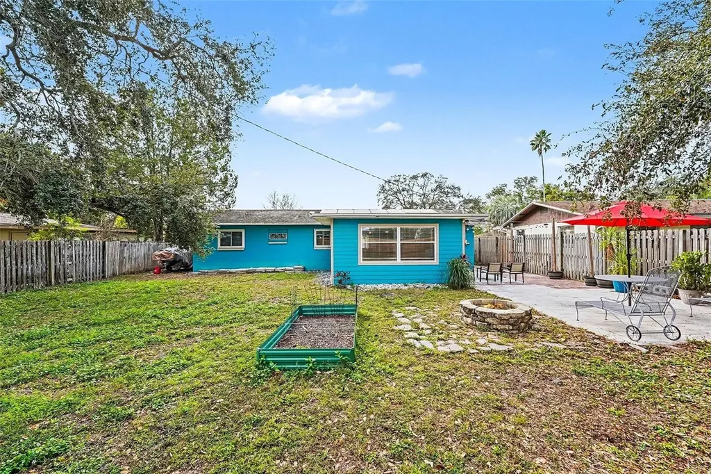 11115 101st Avenue Seminole FL 33772