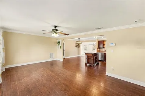 11115 101st Avenue Seminole FL 33772