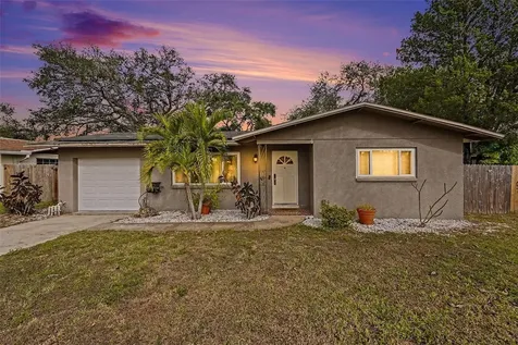 11115 101st Avenue Seminole FL 33772