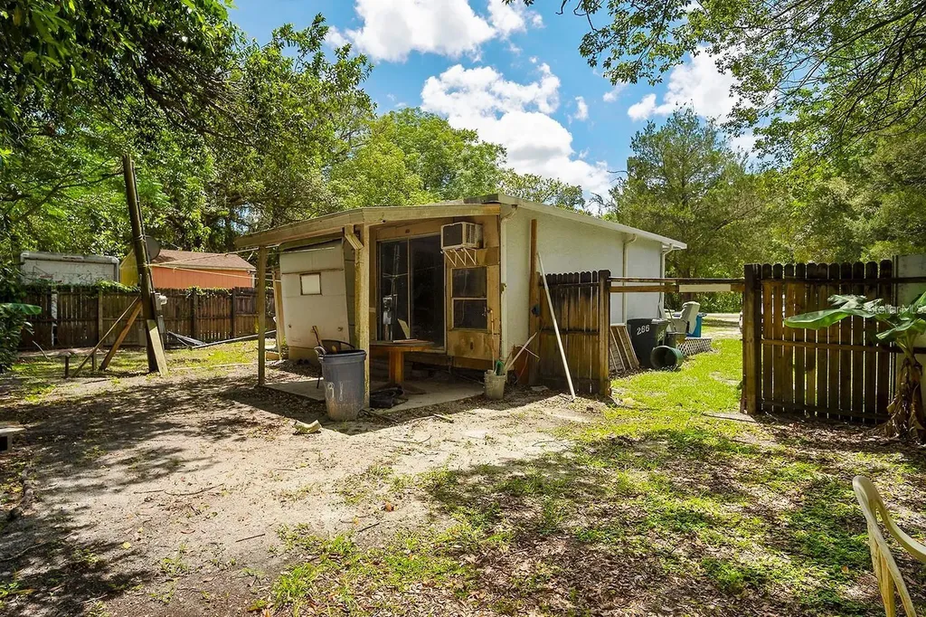 506 Roosevelt Avenue Masaryktown FL 34604