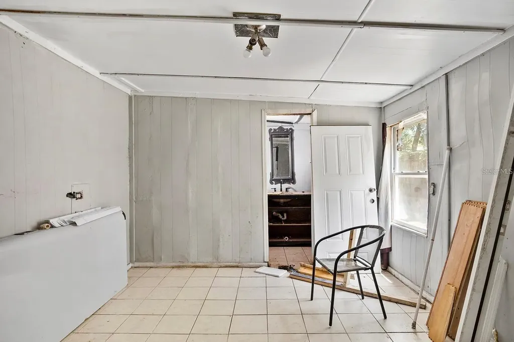 506 Roosevelt Avenue Masaryktown FL 34604