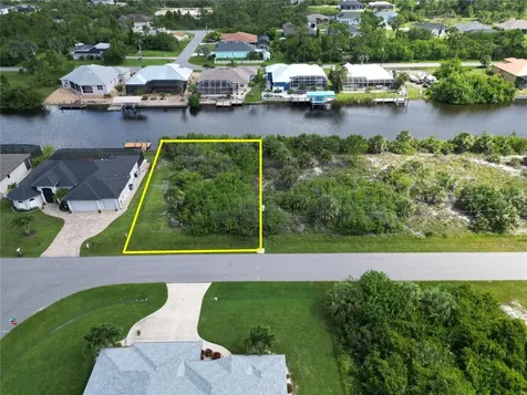 15120 Hennipen Circle Port Charlotte FL 33981