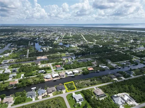 15120 Hennipen Circle Port Charlotte FL 33981