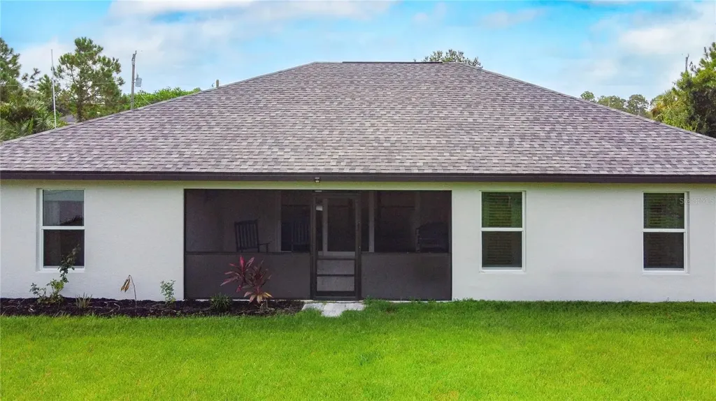 2713 Embassy Road North Port FL 34291
