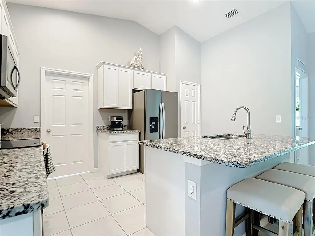 2713 Embassy Road North Port FL 34291