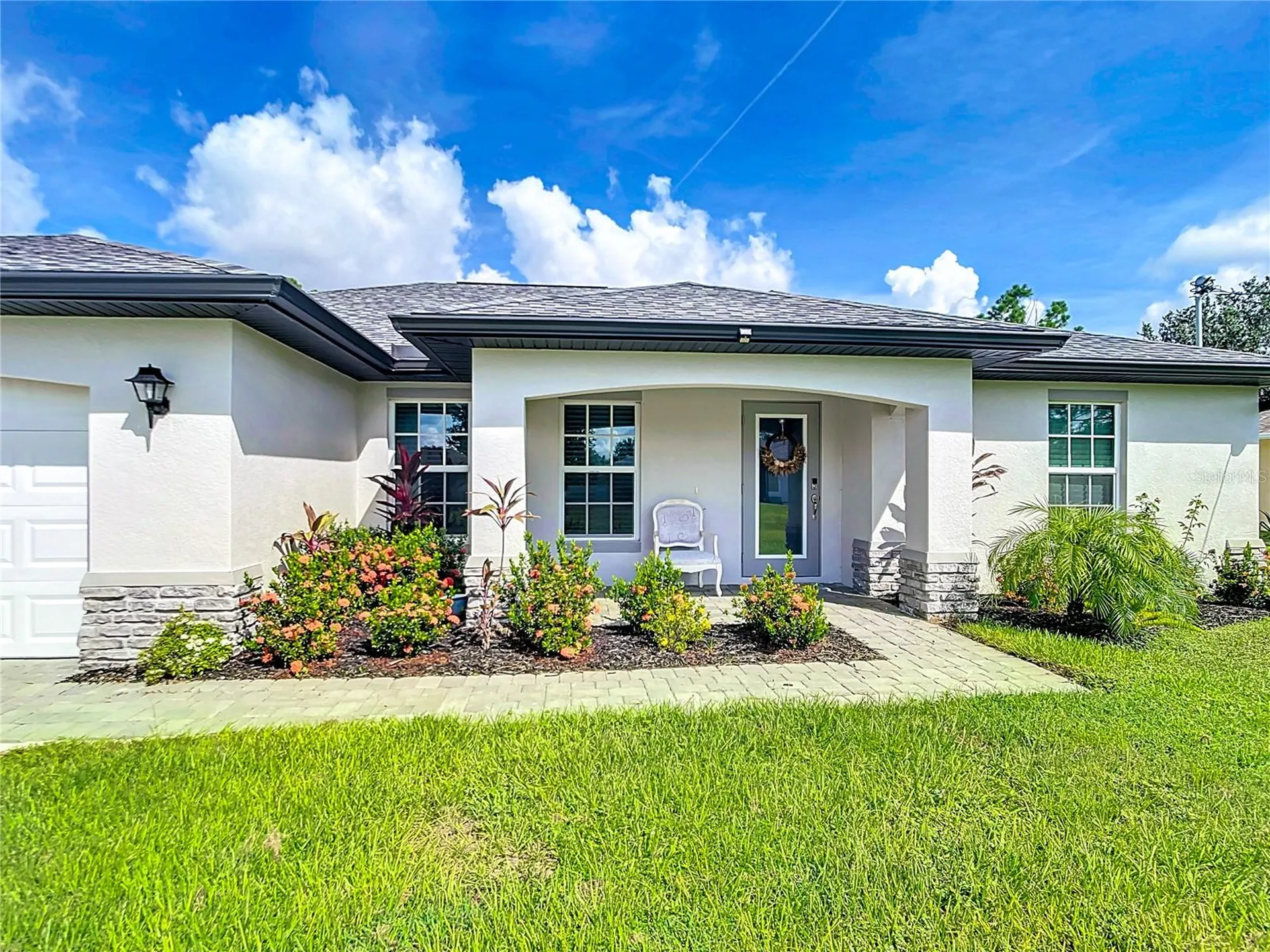 2713 Embassy Road North Port FL 34291