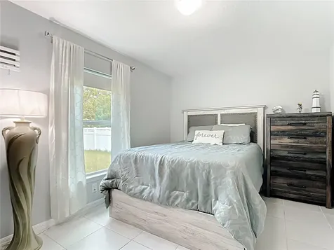 2713 Embassy Road North Port FL 34291
