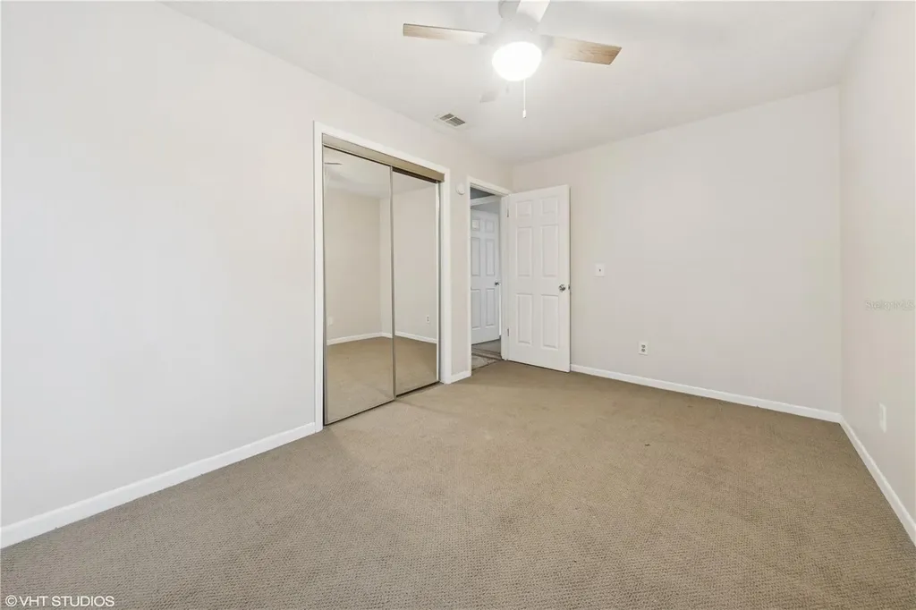 4907 Country Aire Lane Tampa FL 33624
