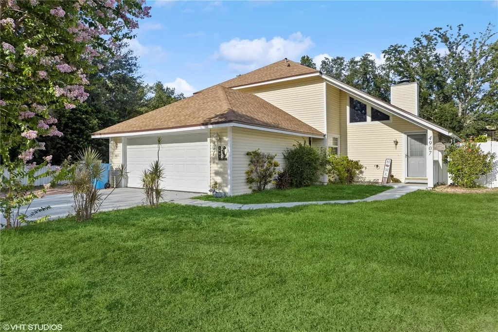 4907 Country Aire Lane Tampa FL 33624