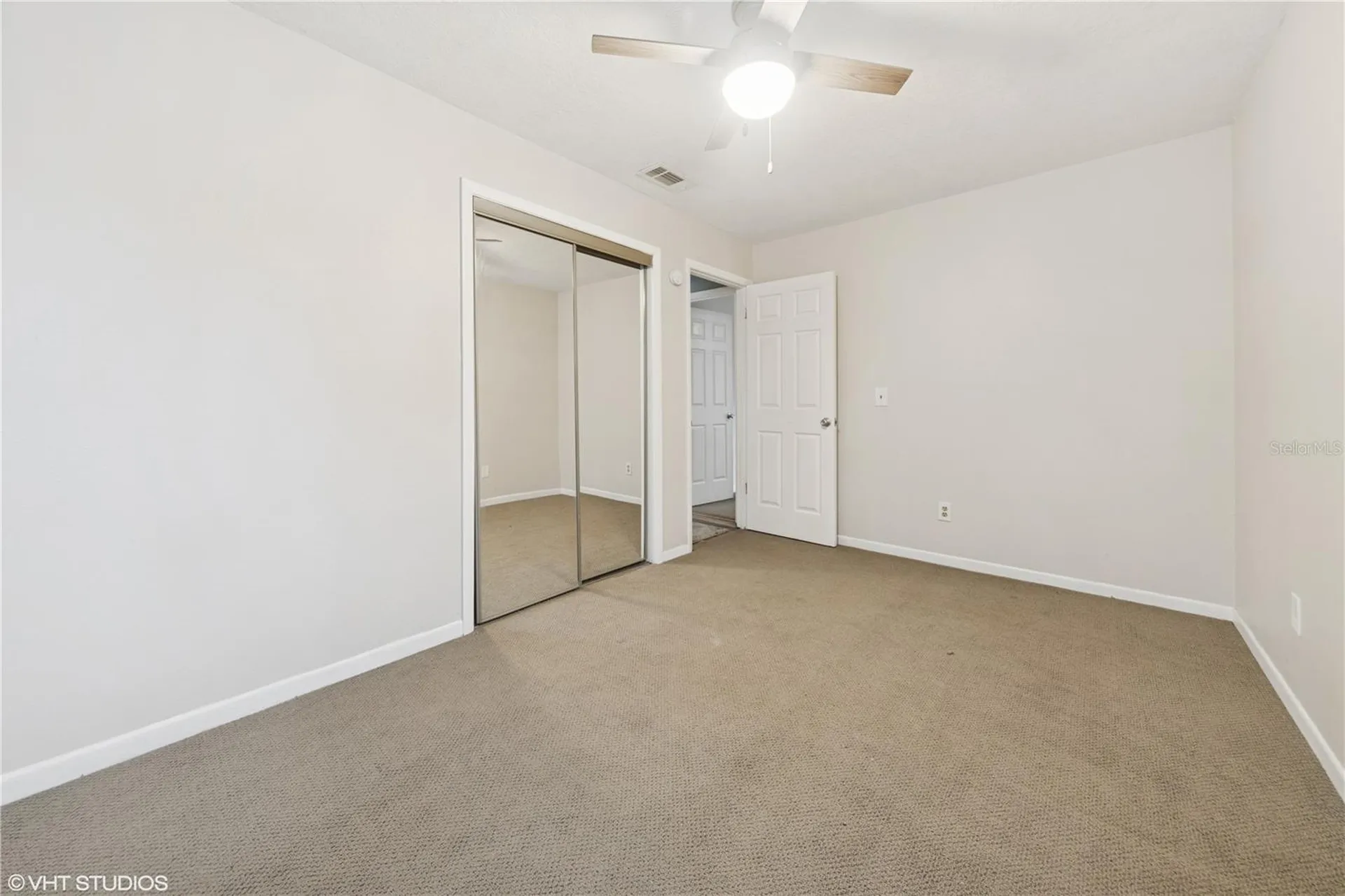 4907 Country Aire Lane Tampa FL 33624
