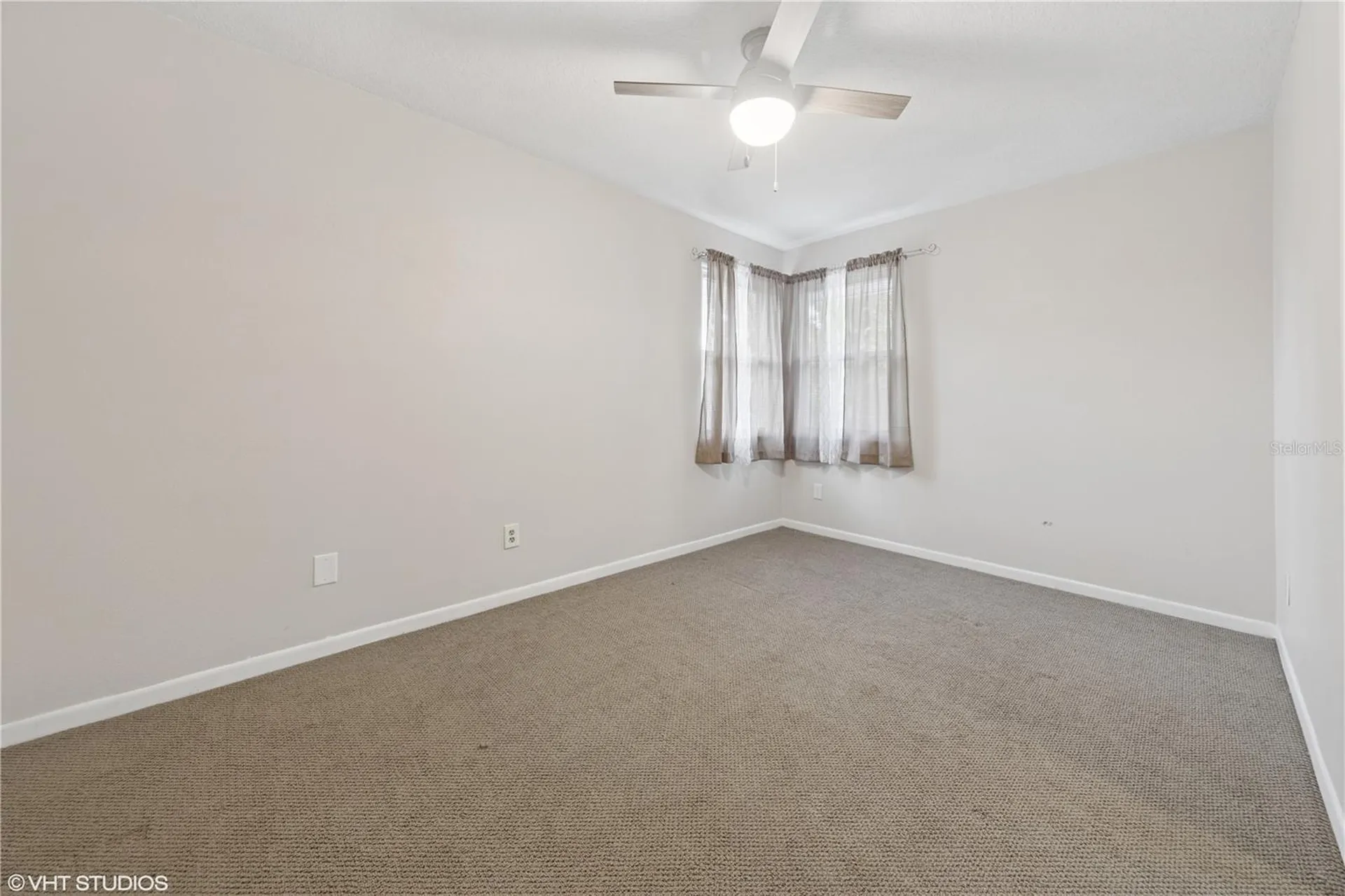 4907 Country Aire Lane Tampa FL 33624